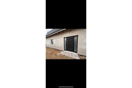 2 Häuser TOP LAGE - 649.000,00&nbsp;EUR Kaufpreis, ca.&nbsp; 120,00&nbsp;m&sup2; in Schwanewede (PLZ: 28790)