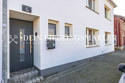 Haus zum Kaufen in Hückelhoven 385.000,00 € 220 m²