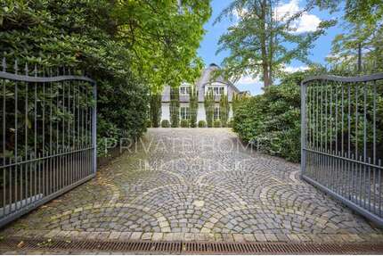 Haus zum Kaufen in Hamburg 3.190.000,00 € 375 m²