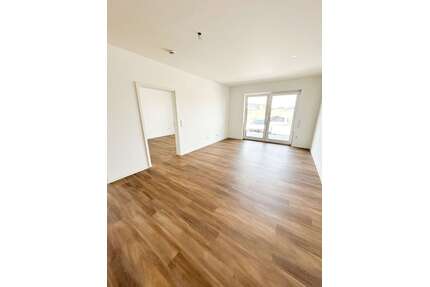 Wohnung zum Mieten in Nittenau 700,00 € 77 m²