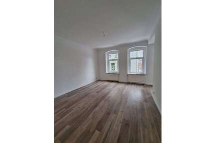Wohnung zum Mieten in Werdau 245,00 € 47.59 m²