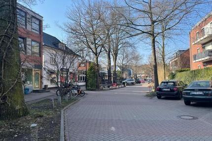 Ab 11.2026 - 1A-Lage - Möbliertes, modernes Apartment inklusive BK, Strom, Internet, TV auf Zeit - Hamburg Eppendorf