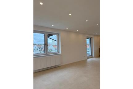Helle und energiesparende Wohnung mit Balkon - ERSTBEZUG - Wittislingen