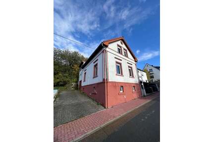 Haus zum Kaufen in Taunusstein 549.000,00 € 169 m²