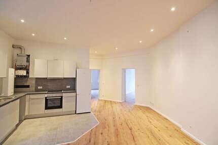 Wohnung zum Mieten in Berlin 2.225,93 € 121.6 m²