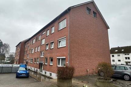 Vermietete 2-Zimmer-Eigentumswohnung mit PKW-Außenstellplatz in 23611 Bad Schwartau