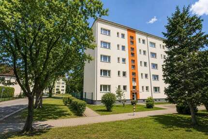Wohnung zum Kaufen in Borna 73.000,00 € 60 m²