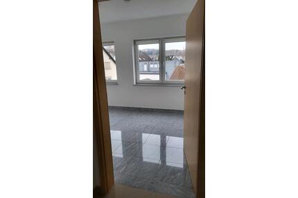 Barrierefrei Wohnung zu vermieten 2-Zimmer ca, 55 m2 in Siegen - Kamp-Lintfort