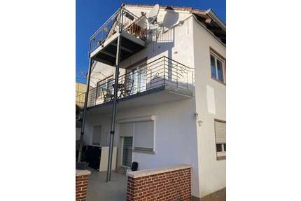 Haus zum Kaufen in Freisbach 625.000,00 € 280 m²