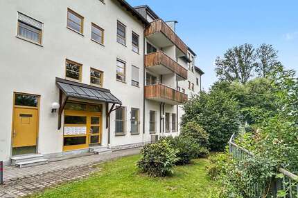 Wohnung zum Kaufen in Schwandorf 230.000,00 € 98.4 m²