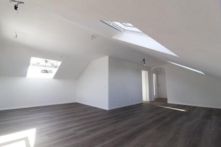 Helle & Moderne 3-Zimmer-Wohnung mit Stellplatz in ruhiger Lage - Waiblingen Beinstein