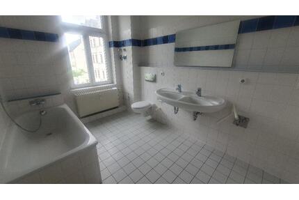 Zentrum Brühl 2 Zimmer großem Badezimmer - Chemnitz