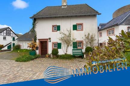 Einfamilienhaus mit Ausbaupotential - optimal für Liebhaber historischer Bausubstanz - Dahlem / Kronenburg