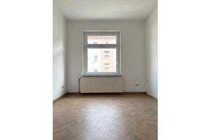 2-Raum-Wohnung in Eilenburg-Stadt mit Kamin im 1.OG zu vermieten