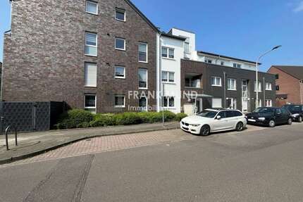 Wohnung zum Mieten in Mönchengladbach-Rheindahlen 700,00 € 78.5 m²