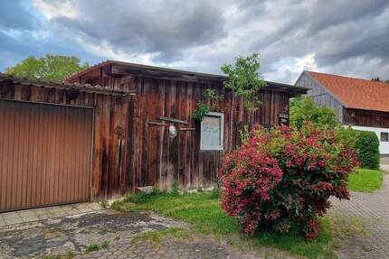 Sanierungsbedürftiges - Denkmalgeschütztes - Einfamilienhaus in ländlicher Idylle! - Pilsach Giggling