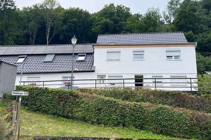 Haus zum Kaufen in Königsbronn 650.000,00 € 360 m²