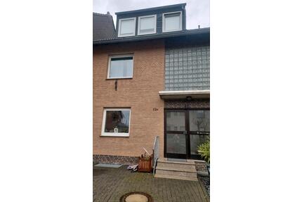 Wohnung zu vermieten - 700,00&nbsp;EUR Kaltmiete, ca.&nbsp; 60,00&nbsp;m&sup2; in Elsdorf (PLZ: 50189)