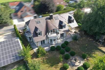 Haus zum Kaufen in Dillingen 999.000,00 € 209 m²