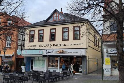 Bückeburg FGZ, Hinterhaus, 2 Z K B, Gä.-WC, kleiner Balkon, EBK