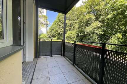 Wohnung zum Mieten in Chemnitz 250,00 € 48.95 m²
