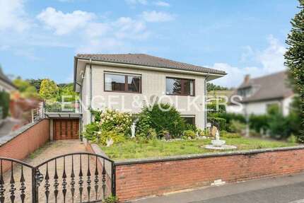 Haus zum Kaufen in Bonn - Niederbachem 599.000,00 € 164 m²