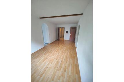 Geräumige 3-Zimmer-Wohnung mit großem Balkon - Uslar