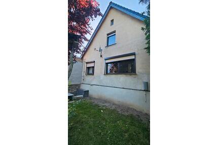 Haus zu verkaufen - 89.000,00&nbsp;EUR Kaufpreis, ca.&nbsp; 110,00&nbsp;m&sup2; in Calbe (Saale) (PLZ: 39240)