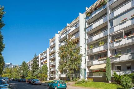 Wir sanieren für Sie: 2-Zimmerwohnung mit Balkon! - Dresden Prohlis