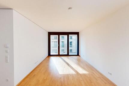 Praktisches City-Apartment: 2-Zimmer mit großzügiger Loggia - Frankfurt am Main