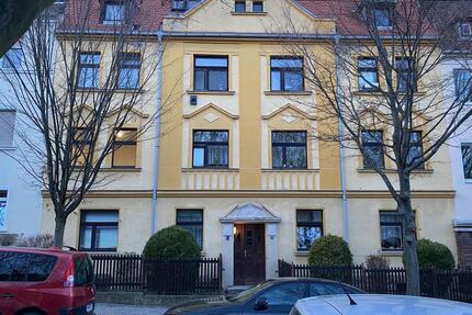 2 Raum-wohnung - 2 OG mit Balkon zu vermieten - Zeitz Theißen