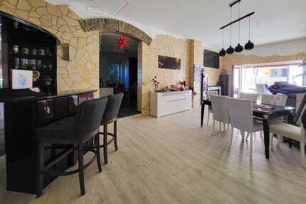 Haus zum Kaufen in Brandis 495.000,00 € 260 m²