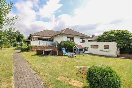 Haus zum Kaufen in Burgwald 349.000,00 € 187 m²
