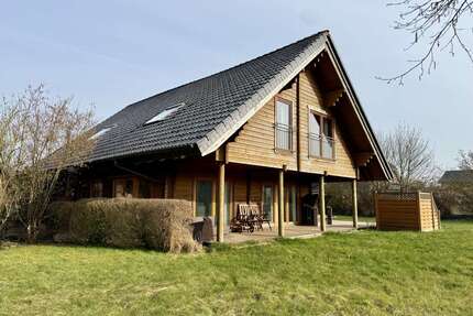 Haus zum Kaufen in Brunsbüttel 389.000,00 € 185 m²