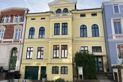Wohnung zum Kaufen in Schwerin 279.000,00 € 116.51 m²