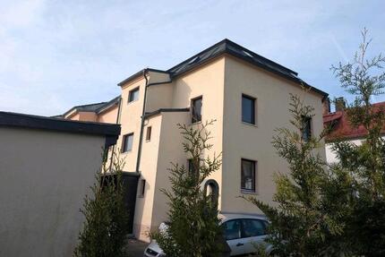Vermietetes Zweifamilienhaus - 179.000,00&nbsp;EUR Kaufpreis, ca.&nbsp; 180,00&nbsp;m&sup2; in Schönwald (PLZ: 95173)