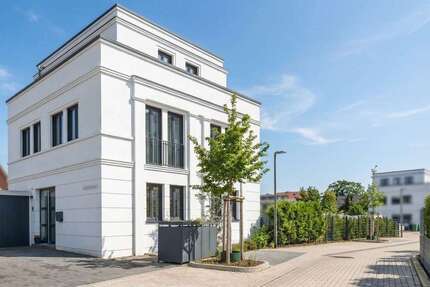 Haus zum Kaufen in Dormagen - Stürzelberg 1.198.000,00 € 194 m²