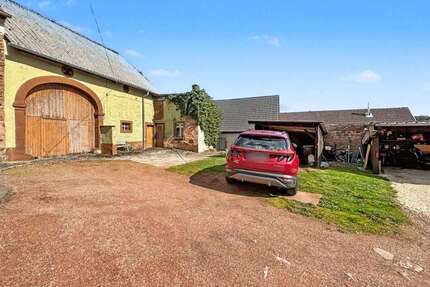 Haus zum Kaufen in Dunzweiler 79.000,00 € 98 m²