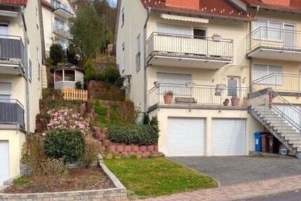 schönes Reiheneckhaus - 310.000,00&nbsp;EUR Kaufpreis, ca.&nbsp; 148,00&nbsp;m&sup2; in Freudenberg (PLZ: 97896)