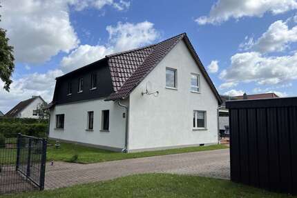 Haus zum Kaufen in Ducherow 390.000,00 € 213.91 m²