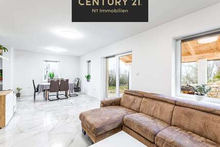 Haus zum Kaufen in Neumarkt in der Oberpfalz - Lauterhofen 525.000,00 € 173 m²