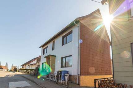 Haus zum Kaufen in Freden (Leine) 150.000,00 € 160 m²