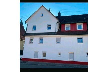 Wohnung zu mieten - 1.300,00&nbsp;EUR Kaltmiete, ca.&nbsp; 98,00&nbsp;m&sup2; in Sulzbach an der Murr (PLZ: 71560)