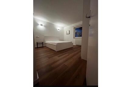 Mitewohnung - 1.200,00&nbsp;EUR Kaltmiete, ca.&nbsp; 69,50&nbsp;m&sup2; in Fellbach (PLZ: 70734)