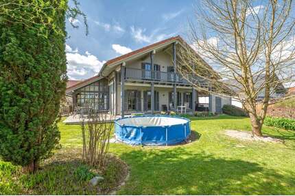 Haus zum Kaufen in Haarbach Rainding 649.000,00 € 243.85 m² - Haarbach / Rainding