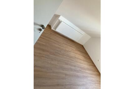 Mietwohnung - 700,00&nbsp;EUR Kaltmiete, ca.&nbsp; 60,00&nbsp;m&sup2; in Hallerndorf (PLZ: 91352)