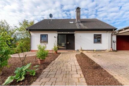 Haus sofort bezugsfertig für ein - drei Familien - provisionsfrei - Kandern