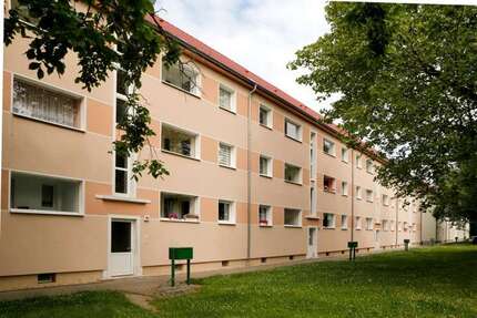Wohnung zum Mieten in Weißenfels 298,41 € 51.45 m²