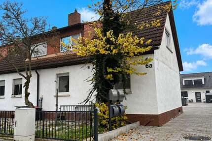 Haus zum Mieten in Mannheim 1.300,00 € 114 m²