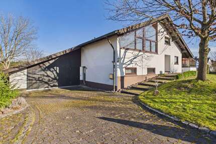 Haus zum Kaufen in Schramberg Waldmössingen 575.000,00 € 195 m² - Schramberg / Waldmössingen